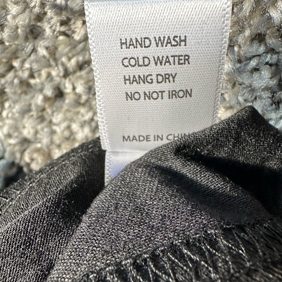 NWT women’s Pinup fashion Wrap V Neck Midi dress SZ Medium - Picture 10 of 10